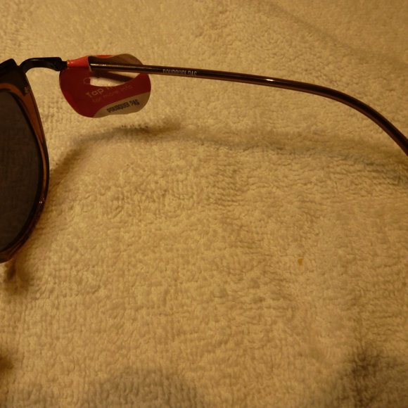 Pourquoi Pas: Abuja Sunglasses - Picture 6 of 6